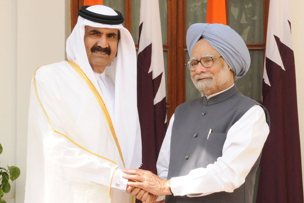  HH the Father Emir (then Emir) of Qatar with former PM Dr Manmohan Singh 